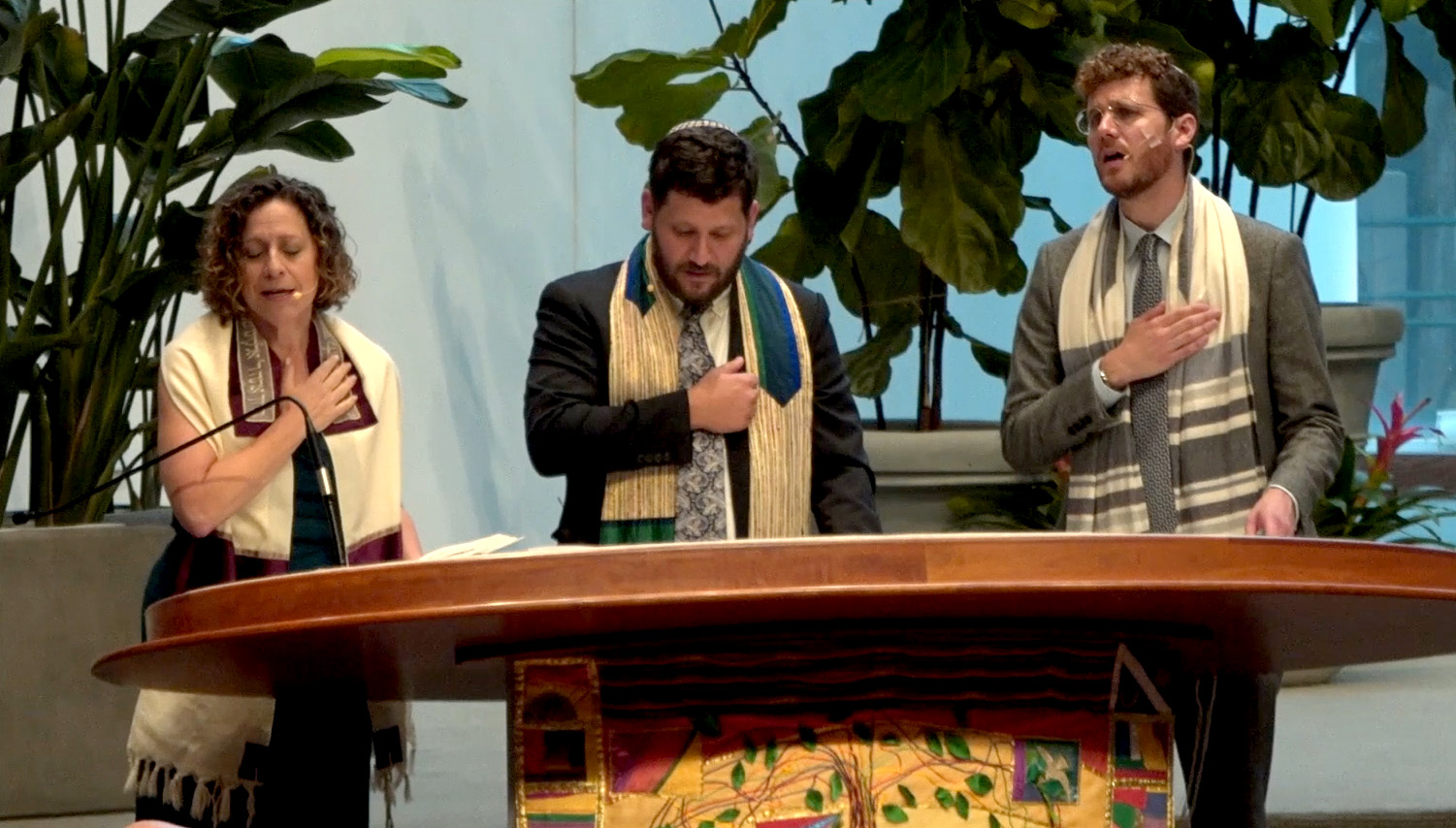 Community-Wide Shabbat and Kol Nidre Service (Late)